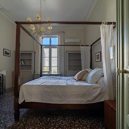 Appartement Haussmanimes - Elegance Au Coeur De Nîmes